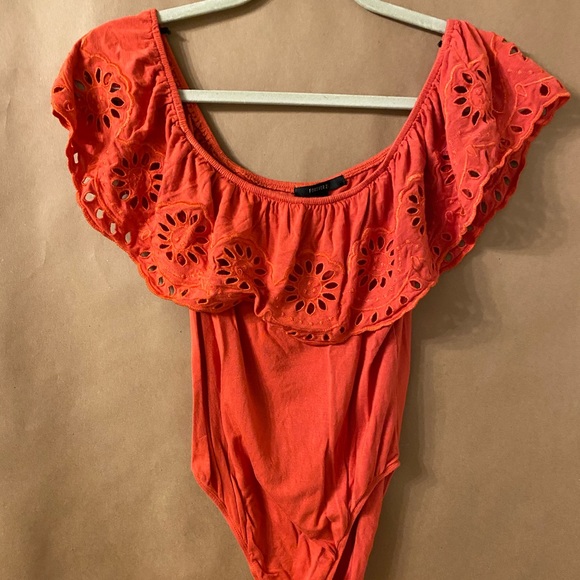 Forever 21 Coral Bodysuit - Picture 1 of 3